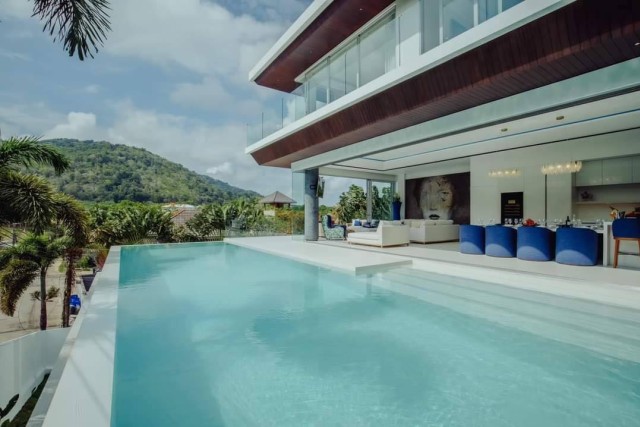 Rawai Incredible view villa with 4 bedroom Rawai SALES 48 million THB