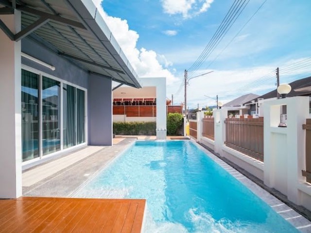 Pool Villa for RENTพิกัด บ้านดอน ใกล้ลากูน่าโบ๊ทอะเวนิว ค่าเช่า 120,000 ต่อเดือน